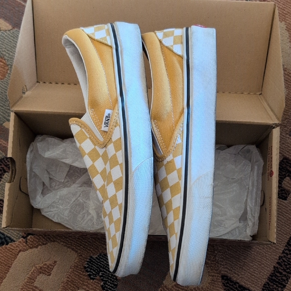 Classic Vans Yellow Checkerboard Slip On. Size 9.5 Women's, Size 8 Men's - Picture 4 of 5